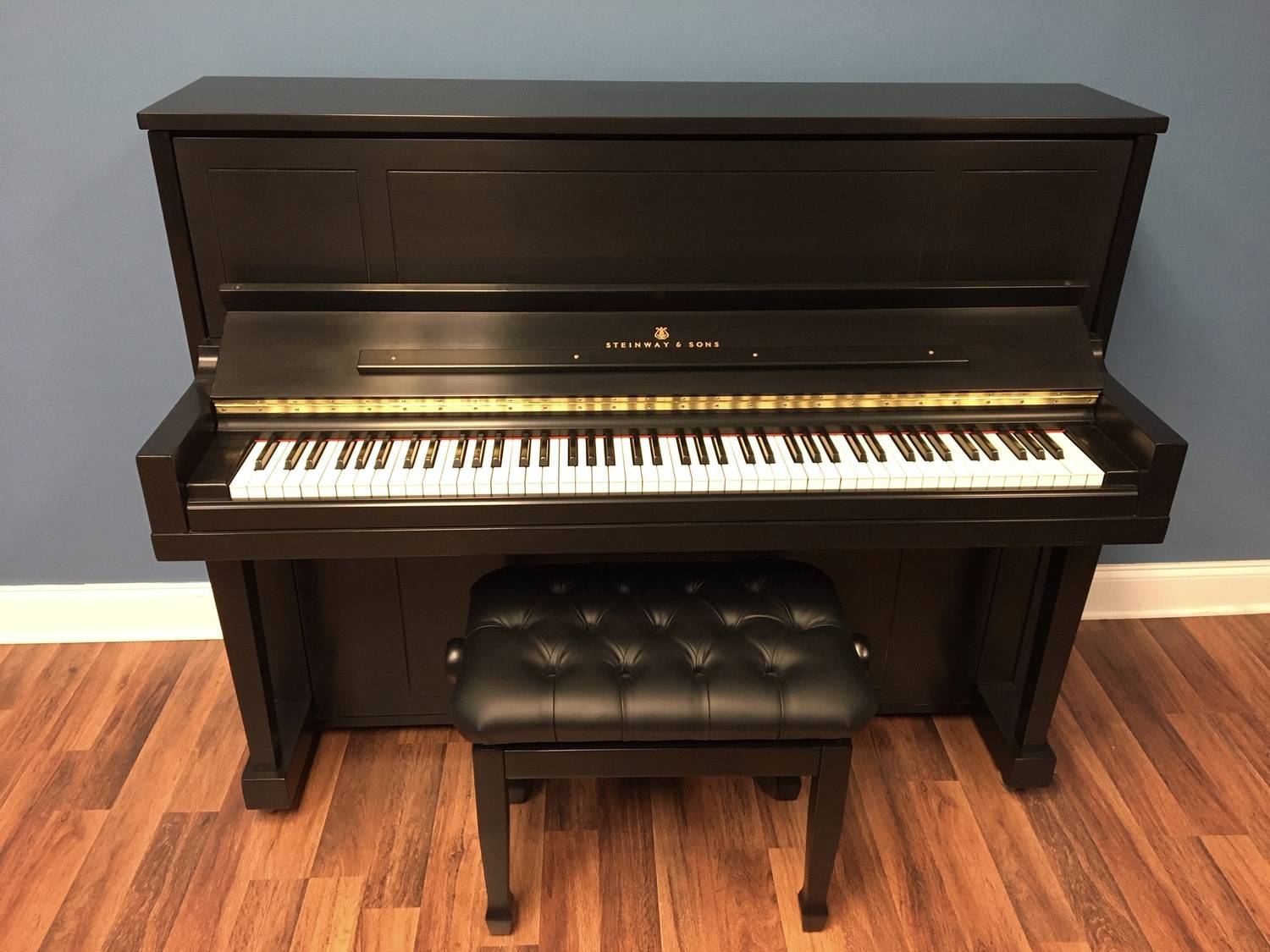 Pristine Steinway Model 1098