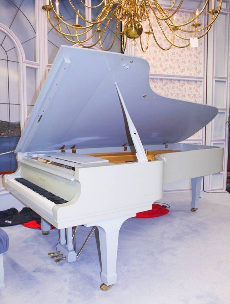 (PRICE NEGOTIABLE!!!)  Kawai GS-100 Concert Grand Piano 9’1”