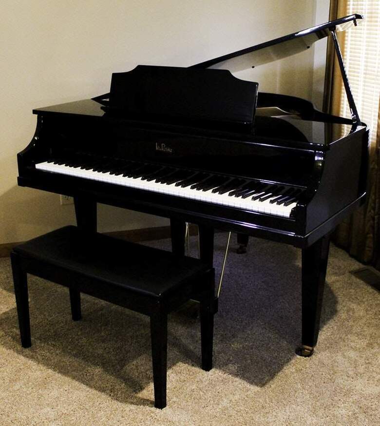 *SOLD* Kimball La Petite Baby Grand! Piano for sale