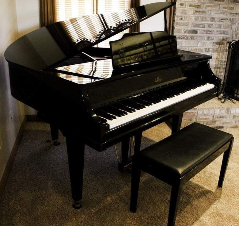 *SOLD* Kimball La Petite Baby Grand! Piano for sale
