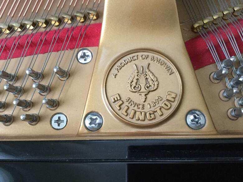 *SOLD* Beautiful Baldwin Ellington Baby Grand Piano for sale