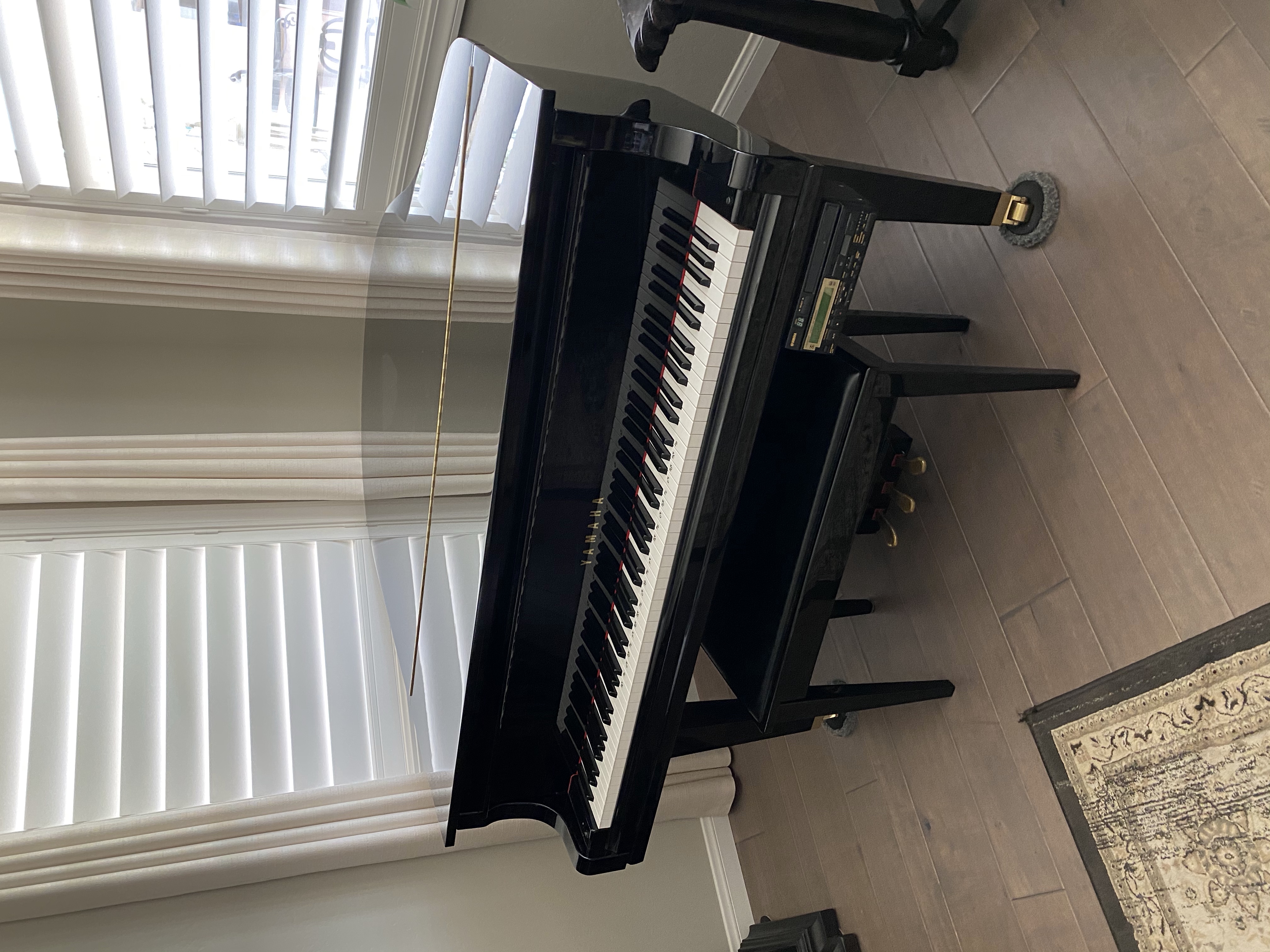 Yamaha disklavier grand piano