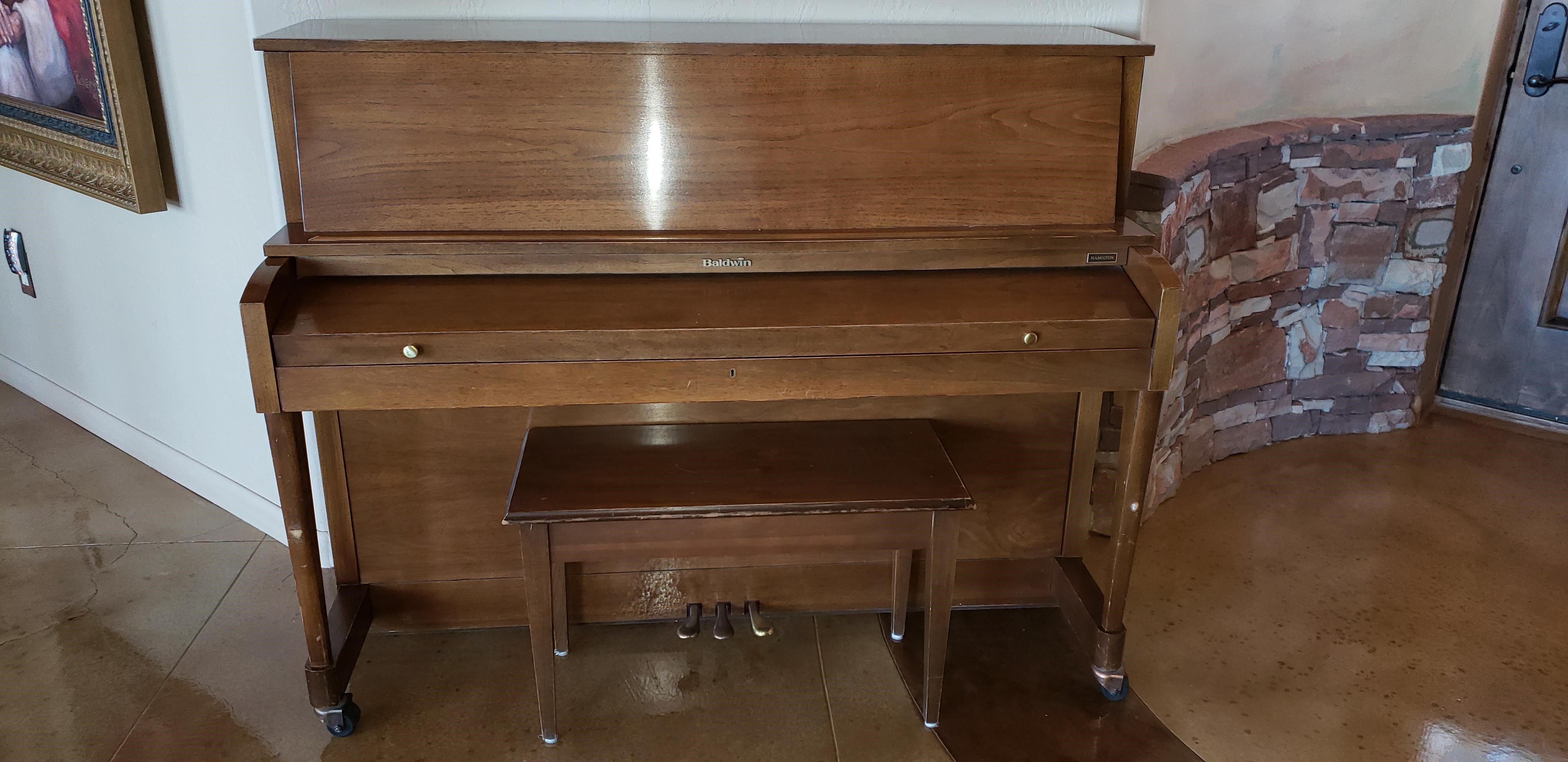 Baldwin Hamilton 1973 great condition
