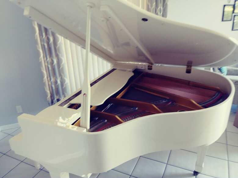 *SOLD* Young Chang G-150 Baby Grand | Piano for sale